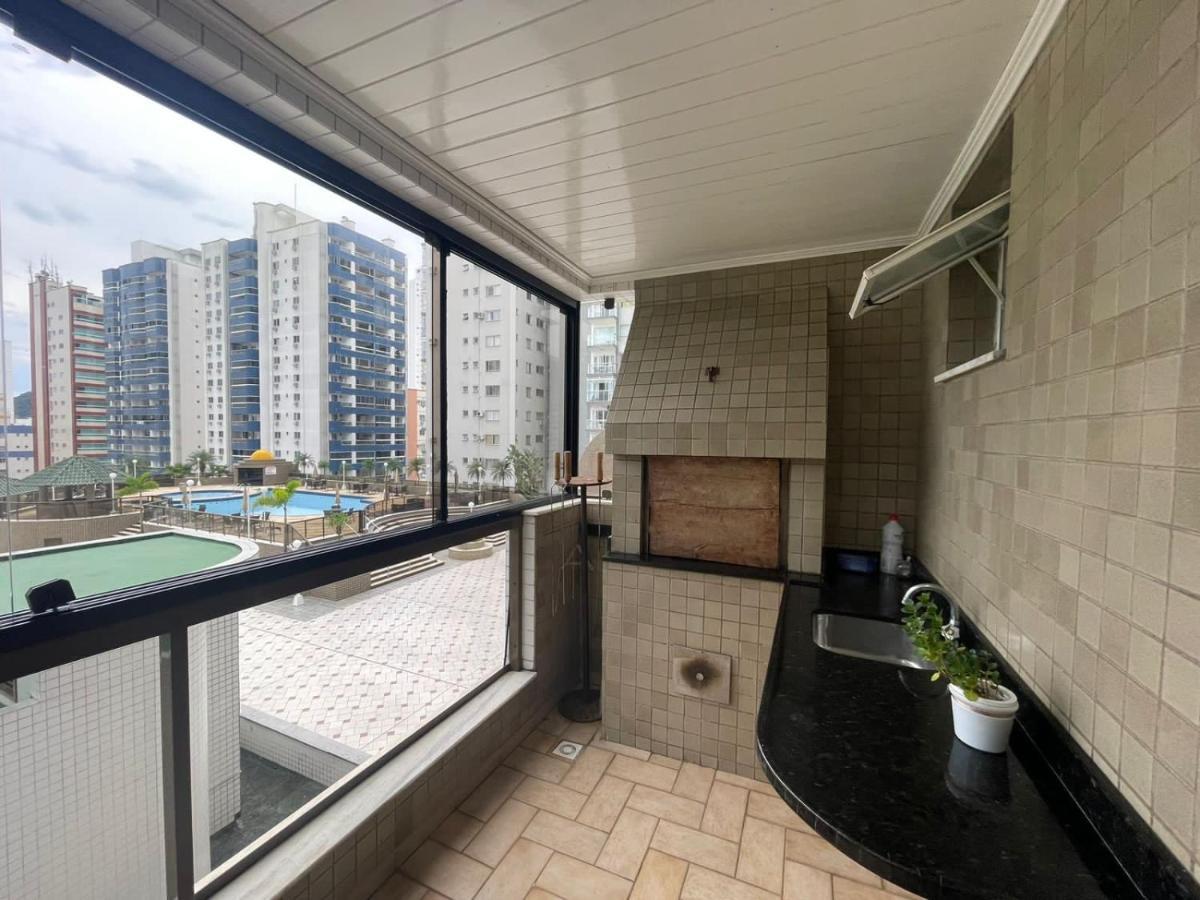 Apto A 30M Da Praia Sobre Shopping Atlantico Balneário Camboriú Buitenkant foto